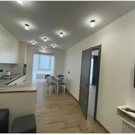 Lux 1-Bedroom Beautiful Apartment Most City Central Area Dnipro Exterior photo