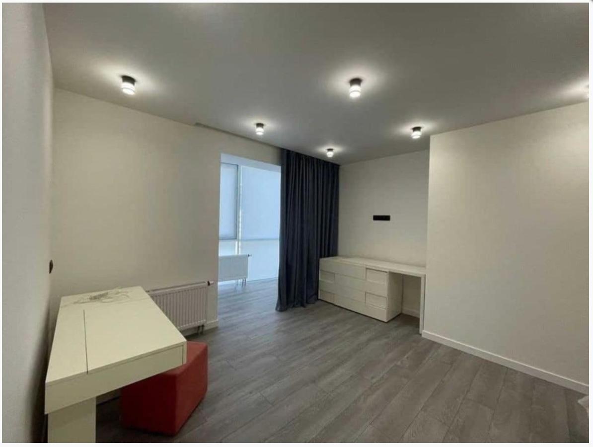 Lux 1-bedroom Beautiful Area * Dnipro
