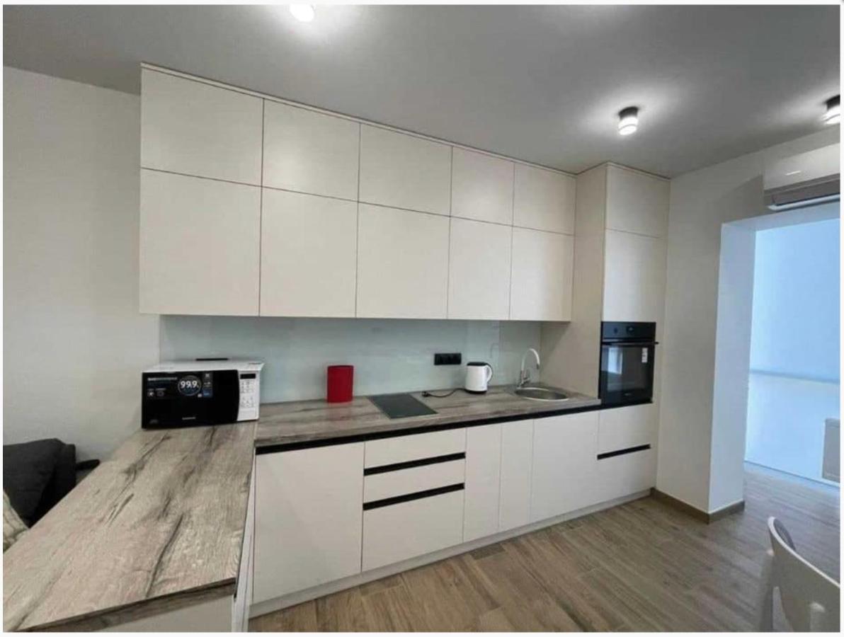 Apartment Lux 1-bedroom Beautiful Area